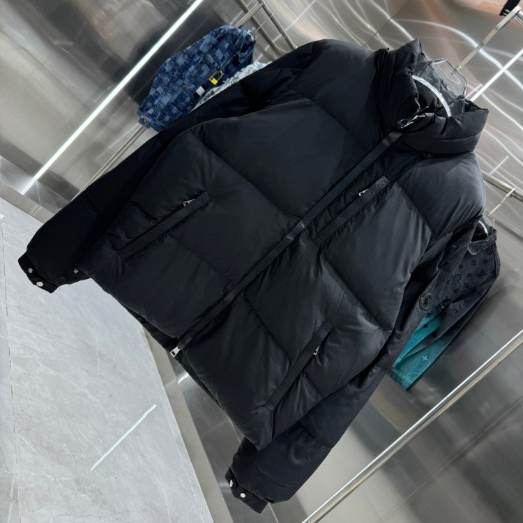  Moncler's new logo 3D rubber strip loose-fitting casual down jacket Moncler's new logo 3D rubber strip loose-fitting casual down jacket -2