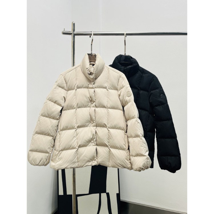 Moncler new style stand-collar lightweight and warm down jacket filled with 90% white duck down -2