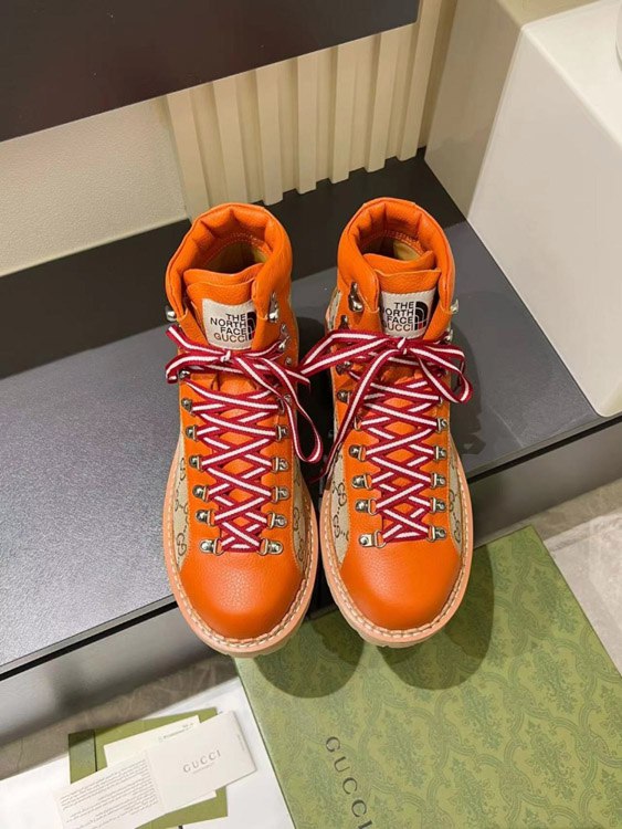 The North Face x Gucci Embossed Print Ankle Boots -2
