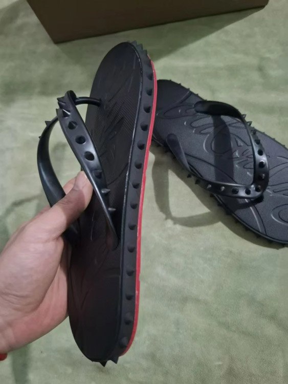 CL Lupitin Studded Slippers -3