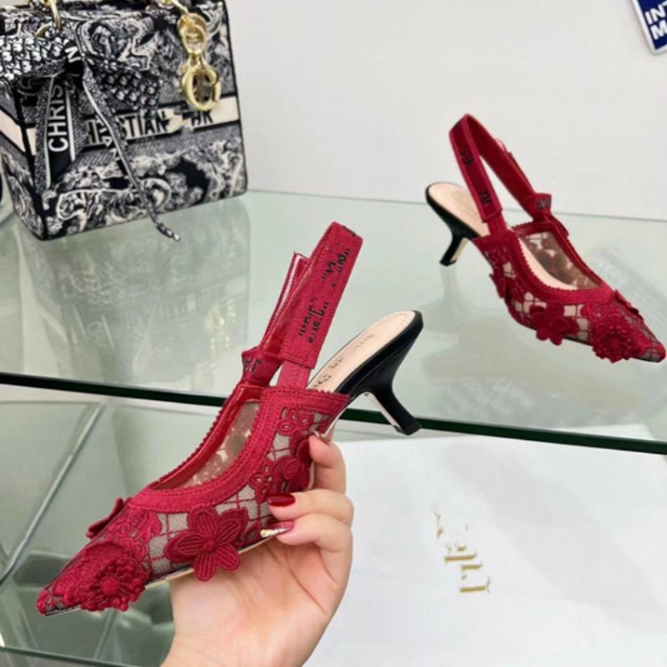  Dior embroidered flat shoes with bow and lace cutouts -2