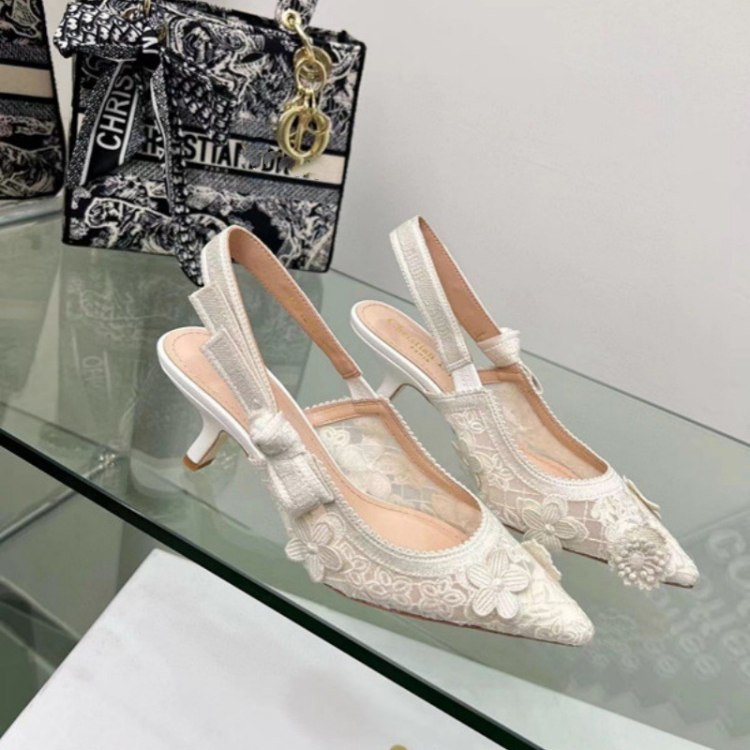  Dior embroidered flat shoes with bow and lace cutouts -4