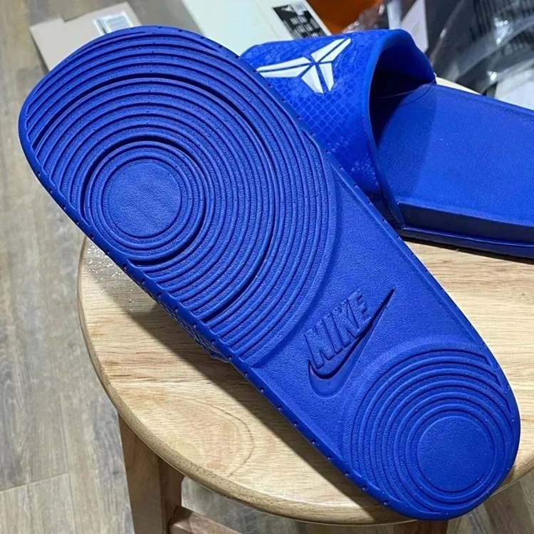  Nike Kobe Offcourt Slides Anti-slip Sandals -4