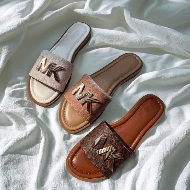  New Michael Kors sandals with logo lettering -2