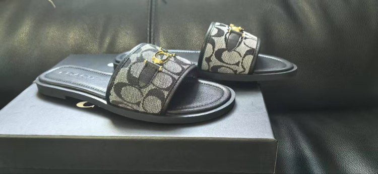 Coach classic flat slide sandals -2
