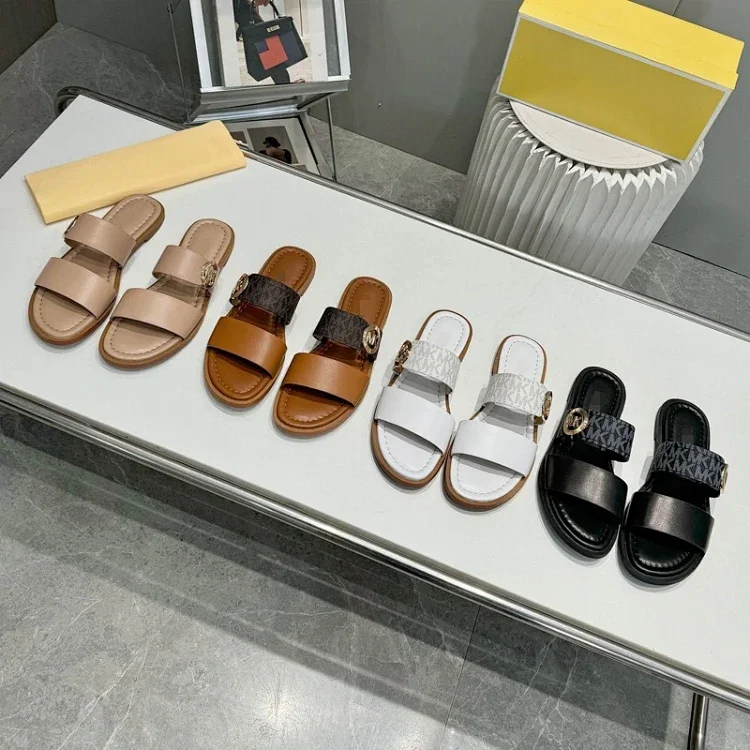 Michael Kors new classic flat 