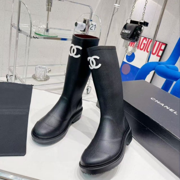 Chanel outdoor waterproof tall rain boots -3