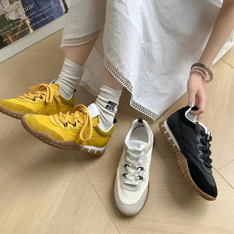  Miu Miu new round-toe lace-up