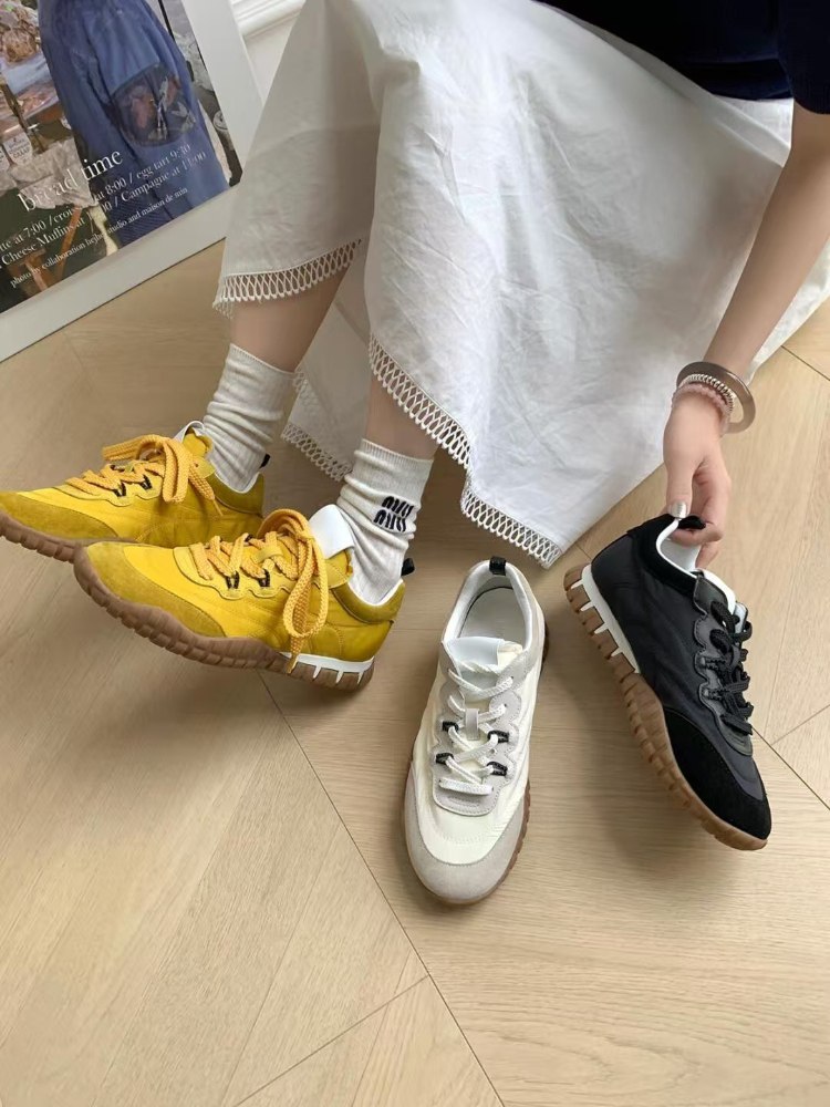  Miu Miu new round-toe lace-up low-top German Army trainer shoes -4