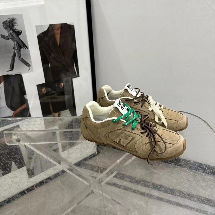 New Balance x Miu Miu NB 530 low-top sneakers -3