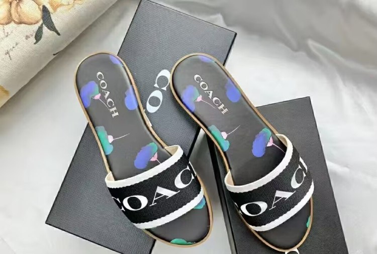 Coach embroidered logo slippers -2
