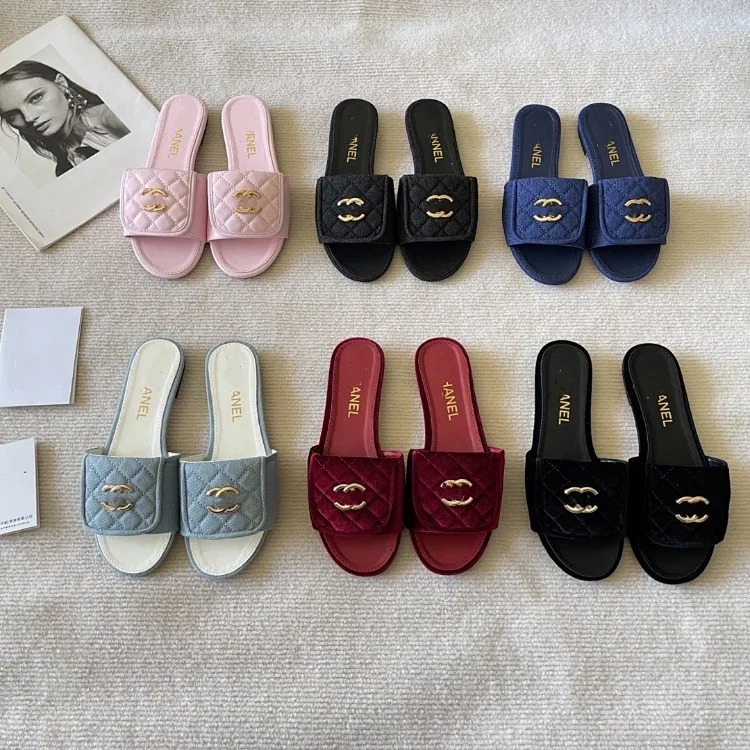  Chanel new design slip-on san