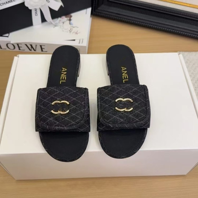  Chanel new design slip-on sandals with decorative buckle -2