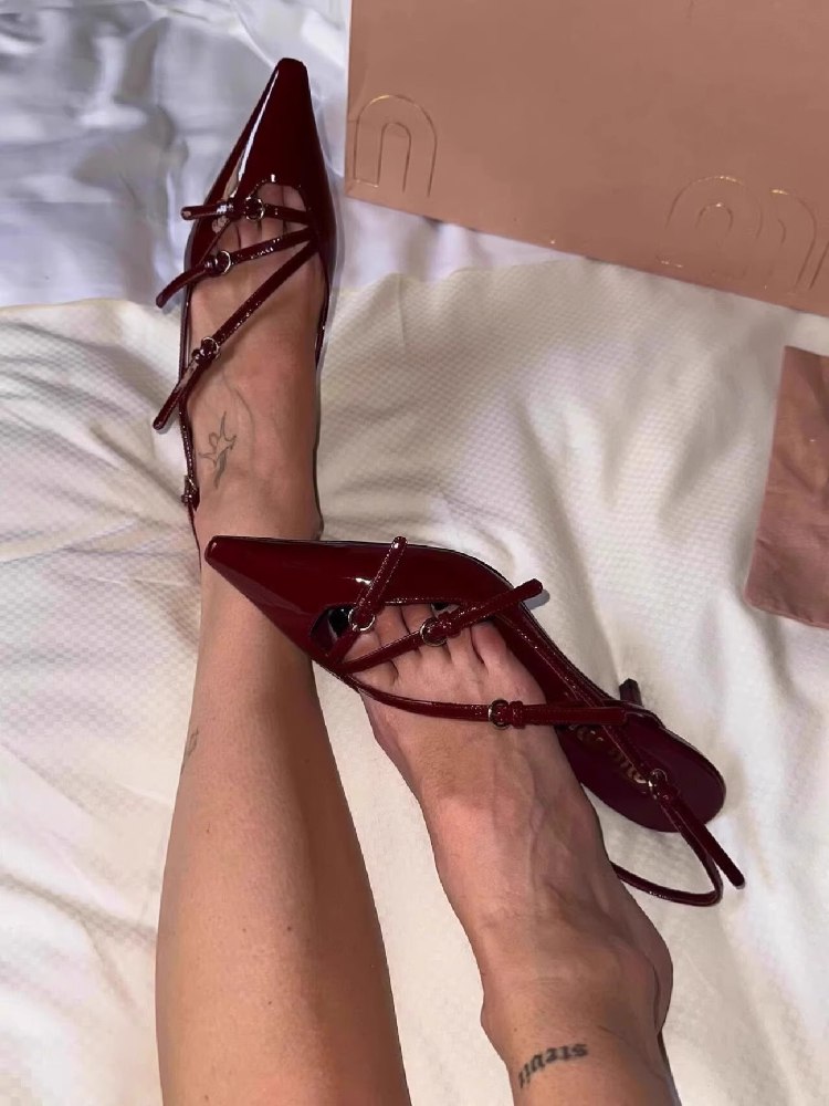 Miu Miu low-heeled pointed-toe slingback sandals -2