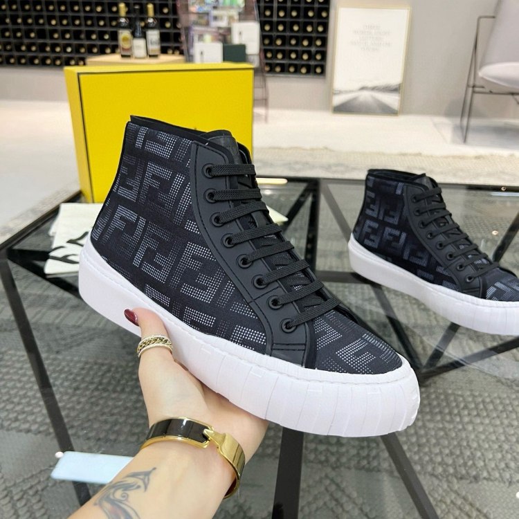 Fendi new stylish casual sports canvas shoes -3