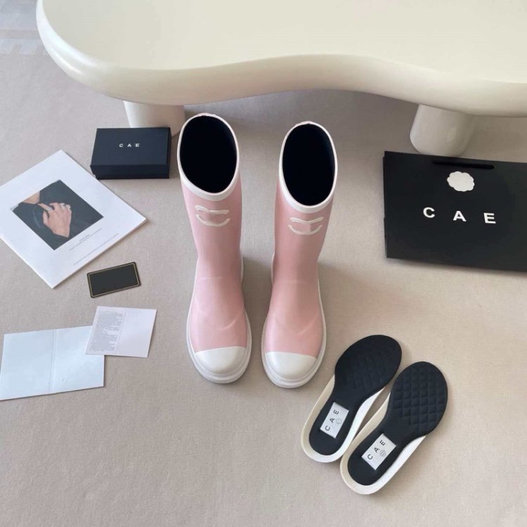 Chanel stylish and versatile non-slip mid-calf rain boots -4
