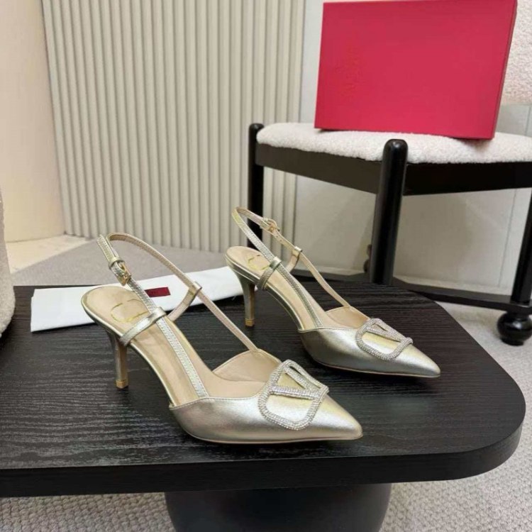  Valentino new pointed-toe stiletto heels -4