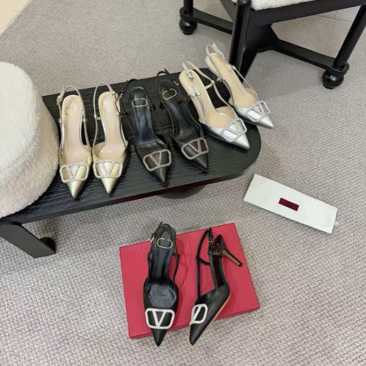  Valentino new pointed-toe stiletto heels -2