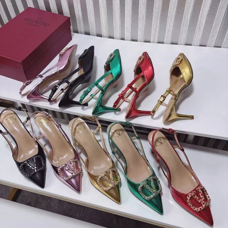 Valentino new pointed-toe buck
