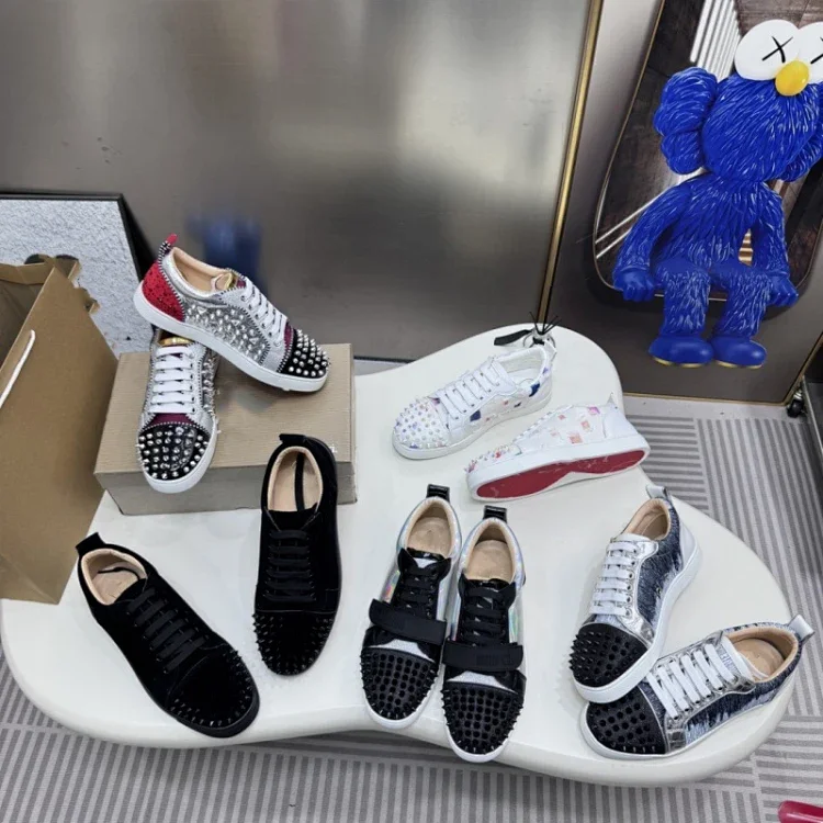 CL Lupitin studded low-top sne