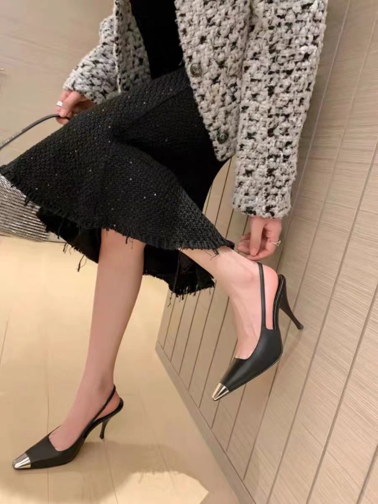 Yves Saint Laurent (YSL) high heels with metal toe caps -4
