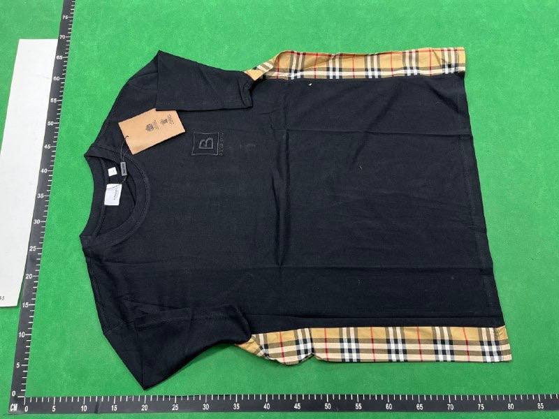 Burberry T-shirt  (22 CP) -3