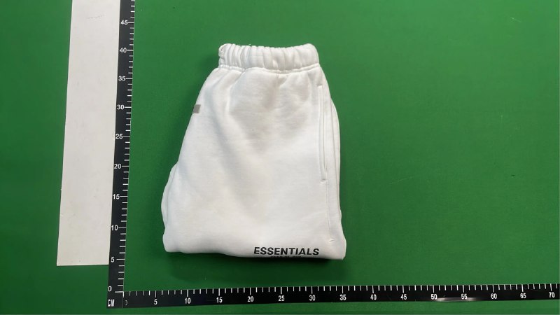 ESSENTIALS shorts -2