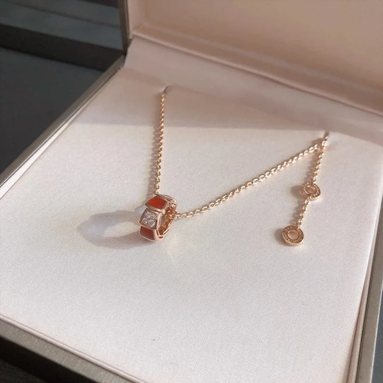 Bulgari diamond snake bone whe