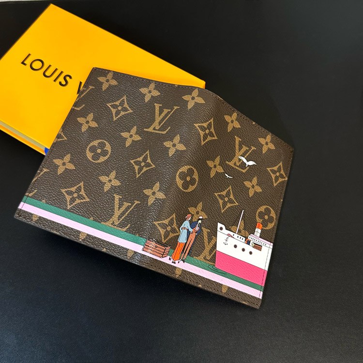 Louis Vuitton LV letter pattern passport holder -4