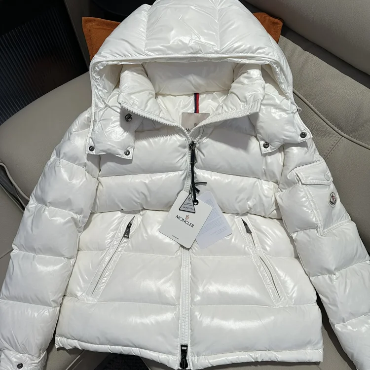 Moncler Down Jacket A999
