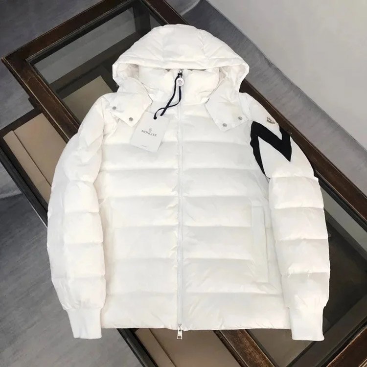 Moncler Logo Quilted Down Jacket -4