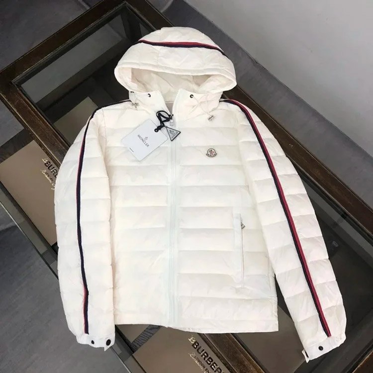 Moncler Logo Quilted Down Jacket -3