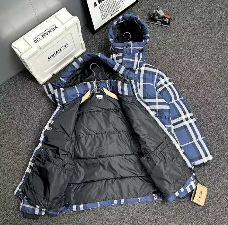 Burberry Jacket Detachable Hood Night Plaid Down Jacket -3