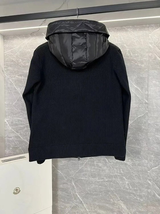 Moncler Quilted Hooded Medium Down Jacket -3