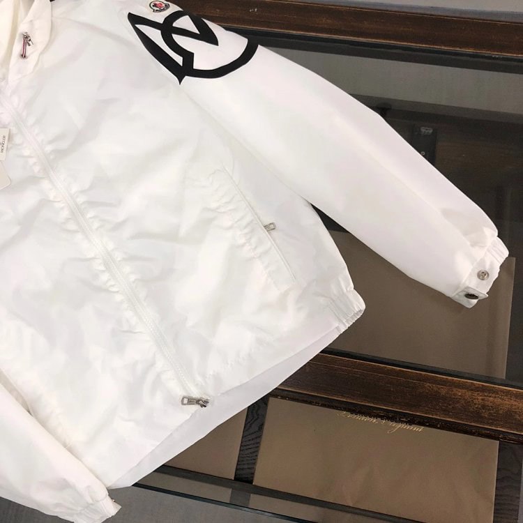 Moncler new hooded windproof jacket -2