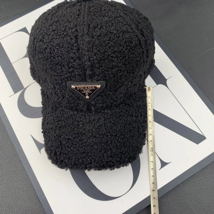 Prada baseball cap -2